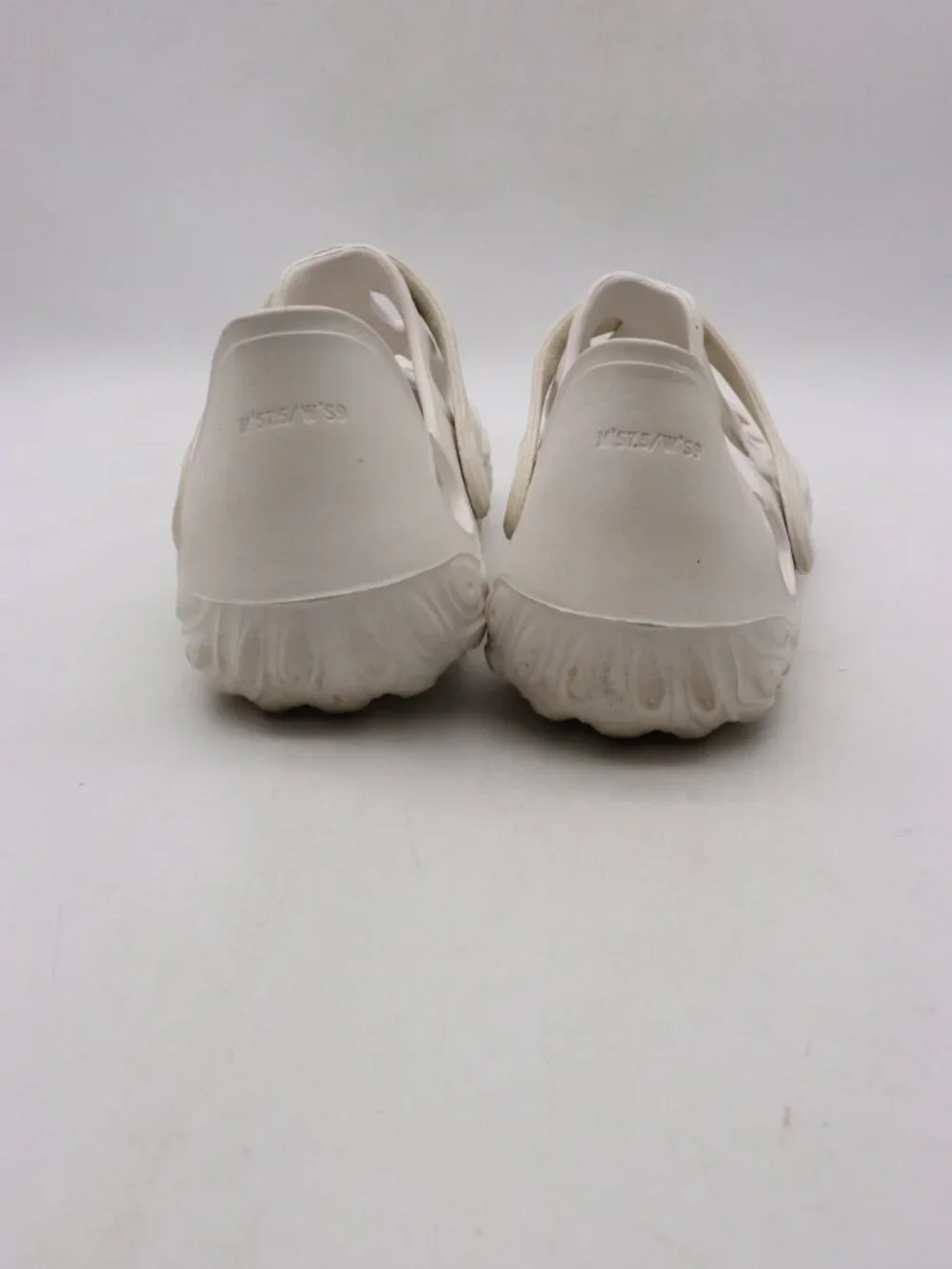 Merrell Hydro Moc Unisex Sandals Men's 7.5 Women's 9 Casual Athletic White Shoes